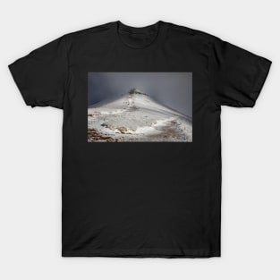 A snowy Corn Du in the Brecon Beacons National Park T-Shirt